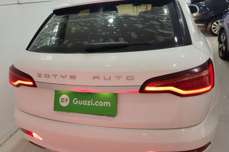 Used Zotye SR7 2016 1.5T CVT Cube Heart Edition China V Standard