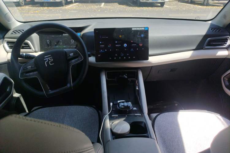 Used BYD Yuan UP 2024 401KM Leading Edition