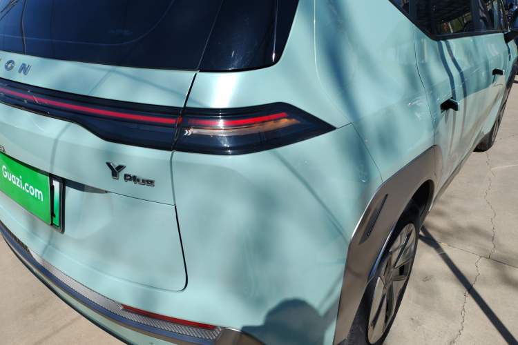 Used AION Y 2023 Younger
