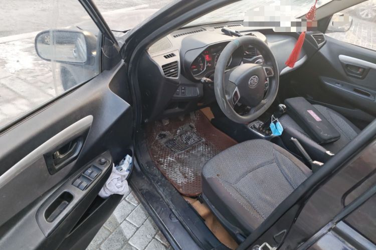 Used FAW Xiali N7 2013 1.3L Manual Luxury Model Driver Seat