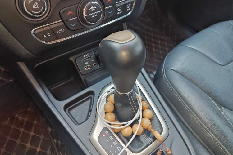 Used Jeep Cherokee 2017 2.4L Leading Smart Edition