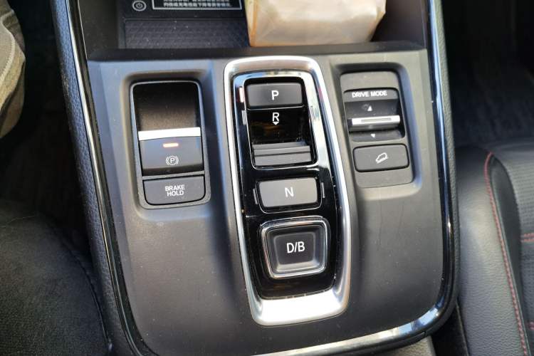 Used Honda CR-V 2024 2.0L eHEV Two-Wheel Drive Smart Edition