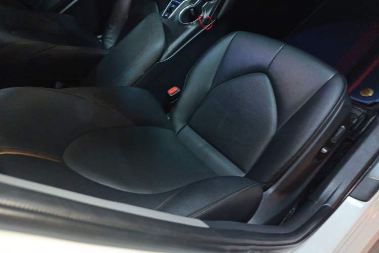 Used Toyota Camry 2021 2.5G Luxury Edition Right Front Seat