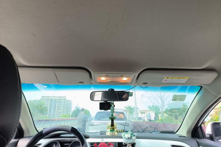 Used JAC Group Refine S2 2015 1.5L Manual Luxury Smart Model