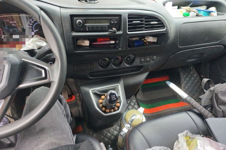 Used JMC Transit 2019 2.8T Commercial Version Short Wheelbase Mid-Roof 6-Seater China VI JX493
