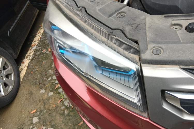 Used CHANGAN CS75 2016 1.8T Automatic Elite Model China V Standard
