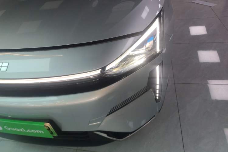 Used Geely Galaxy L6 2025 EM-i 140km Starship Edition
