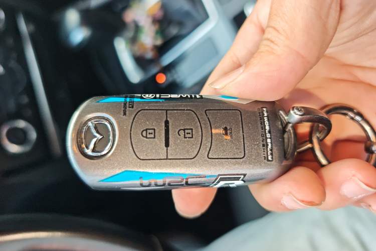 Used Mazda Atenza 2018 2.0L Blue Sky Luxury Edition China V Standard
