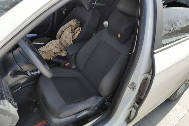 Used Volkswagen Lavida 2013 Revised Classic 1.6L Automatic Fashion Edition