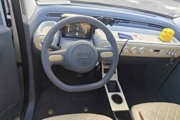 Used Bestune Pony 2025 222km Range Agile Horse Steering Wheel