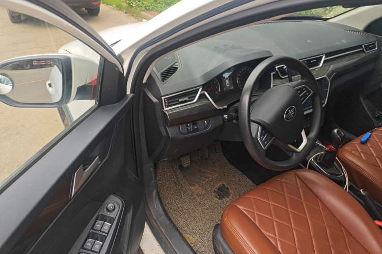 Used FAW Junpai CX65 2018 1.5L Manual Comfort Model
