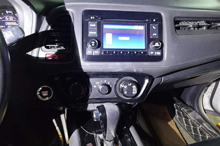 Used Honda Vezel 2018 1.5L CVT 2WD Technology Elite Model
