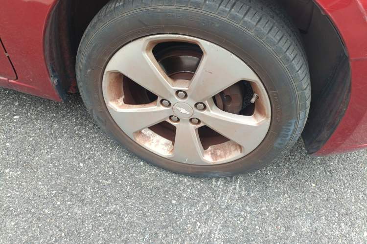 Used Chevrolet Cruze 2012 1.8L SX Automatic Transmission Right Front Wheel Hub