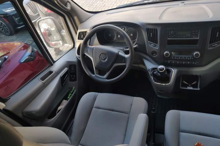 Used Foton Toano 2021 2.8T Manual Tongtu Short Wheelbase Mid-Height 5/6/7-Seater F2.8 NS6B177L
