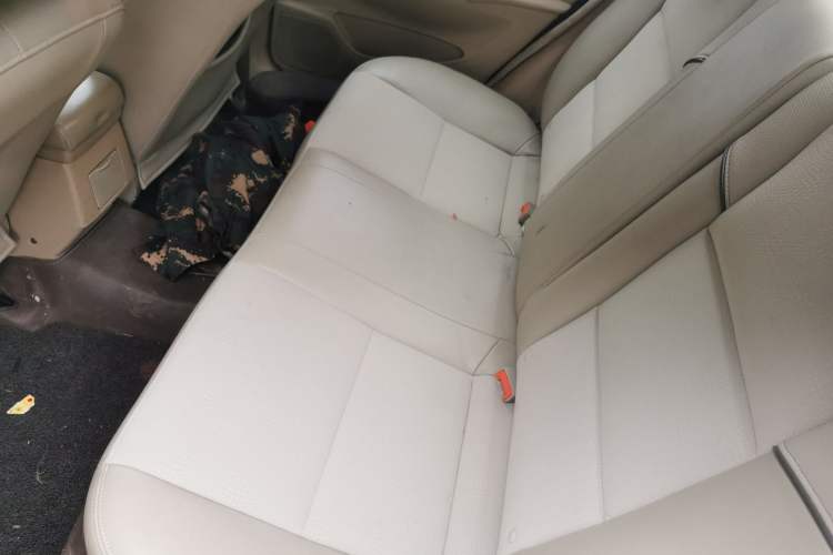 Used Buick Excelle 2011 1.6LX-AT