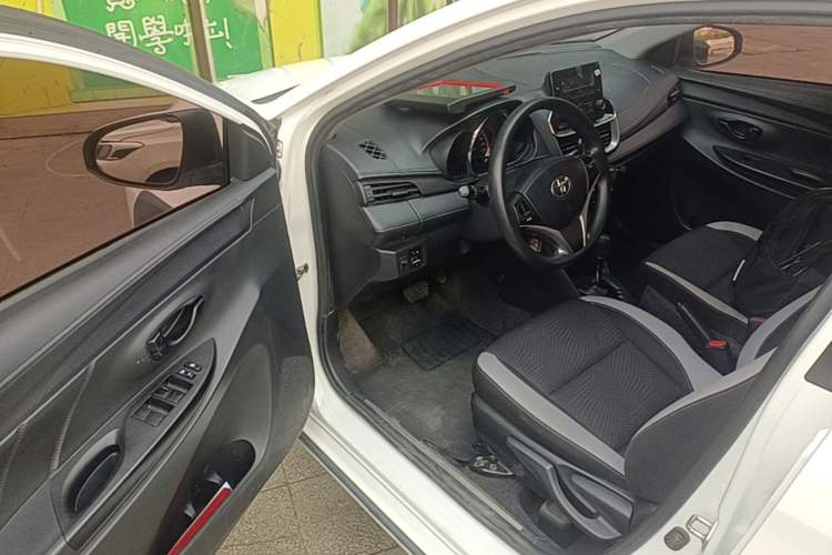 Used Toyota YARiS L Zhi Xuan 2022 X-Trail 1.5L CVT Leading PLUS Edition