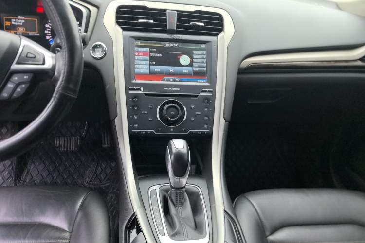 Used Ford Mondeo 2013 2.0L GTDi 200 Fashion Edition