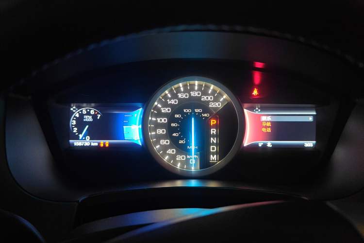 Used Ford Explorer 2013 3.5L Deluxe Model