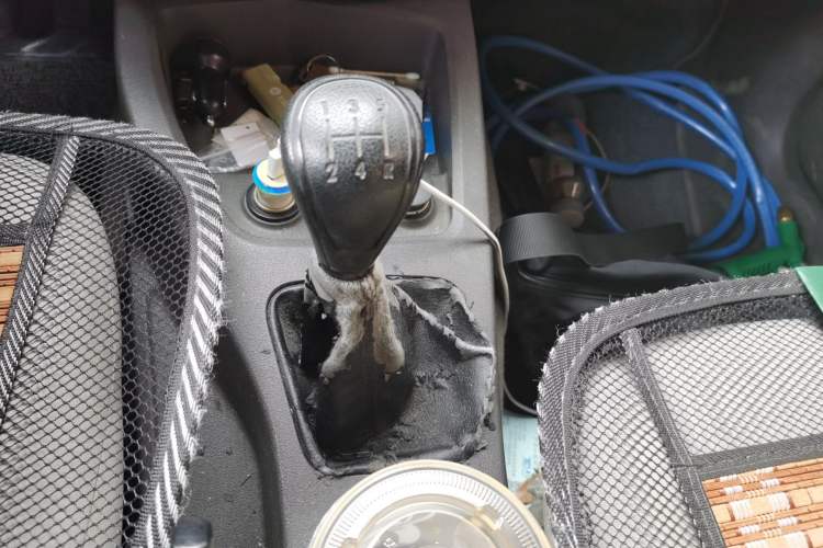 Used Wuling Hongguang 2015 1.2L S Base Model China V Standard Gear Lever