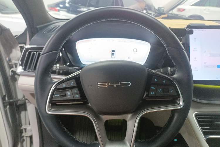 Used BYD Song PLUS New Energy 2024 HONOR Edition DM-i 150km Flagship PLUS
