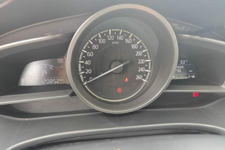 Used Mazda 3 Axela 2017 Hatchback 1.5L Automatic Comfort Model Emission Standard China V