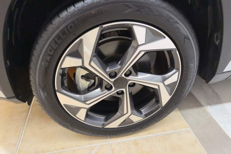 Used Geely Auto FX11 2023 1.5TD DCT Prestige Edition