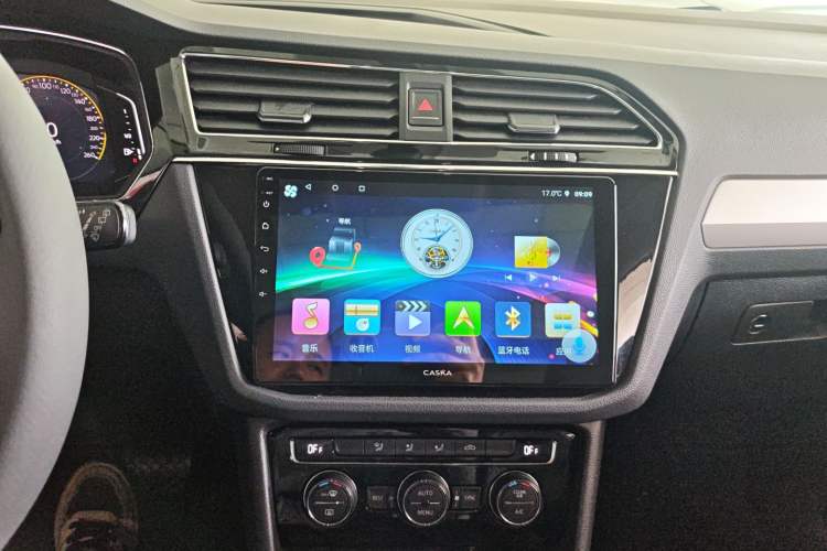 Used Volkswagen Tiguan L 2021 330TSI Automatic Two-Wheel Drive Smart Edition Audio And AC Panel