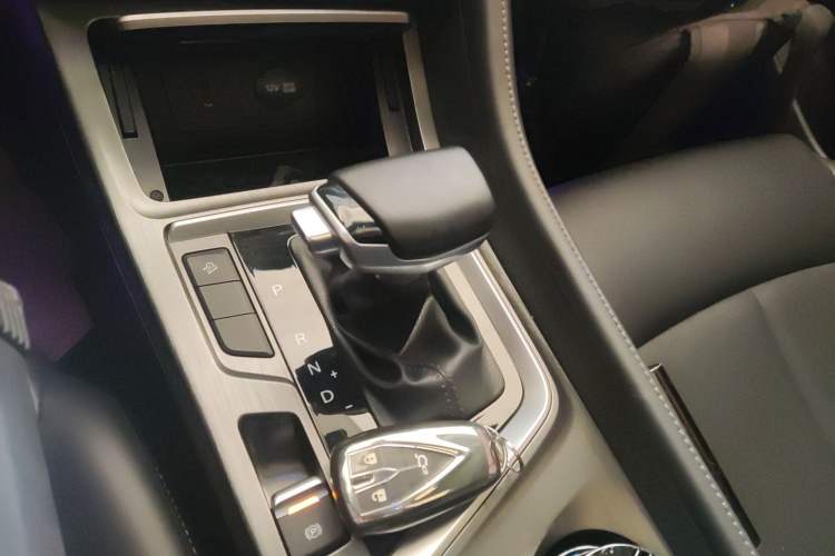 Used Changan CS55PLUS 2020 1.5T Automatic Colorful Model