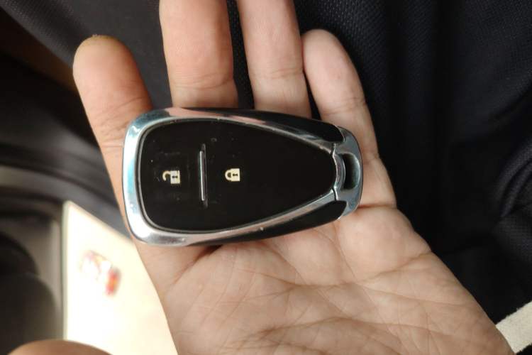 Used Chevrolet Orlando 2019 Redline 530T Automatic Enjoyment Version (5+2 Seating) China VI
