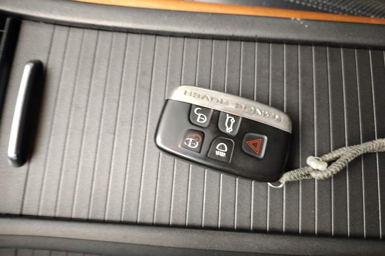 Used Land Rover Range Sport 2011 3.0 TDV6 Diesel Version
