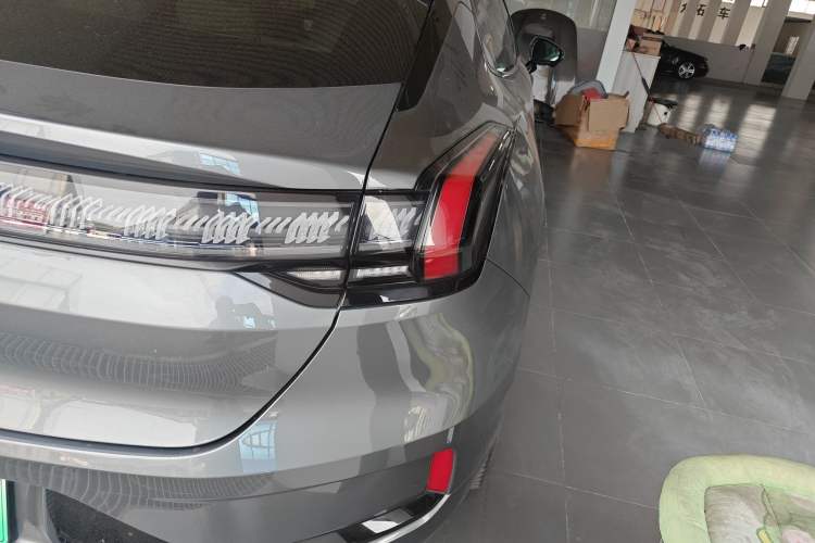 Used Zeekr 001 2021 Ultra-Long Range Dual-Motor YOU Version
