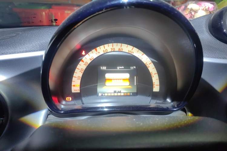 Used smart forfour 2018 1.0L 52kW Passion Edition Instrument Cluster