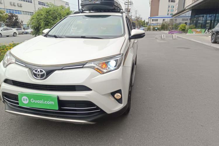 Used Toyota RAV4 2016 2.0L CVT Two-Wheel Drive Urban Edition China V Standard
