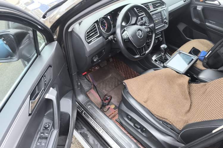 Used Volkswagen Tiguan L 2018 330TSI Automatic Two-Wheel Drive Luxury Edition Driver Seat