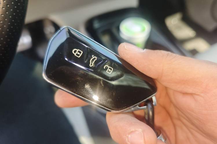 Used Volkswagen ID.4 CROZZ 2021 Long-Range PRO Two-Wheel Drive Version Vehicle Key