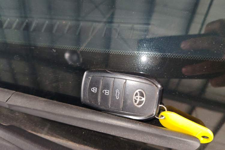 Used Toyota FRONTLANDER 2022 2.0L CVT Luxury PLUS Edition