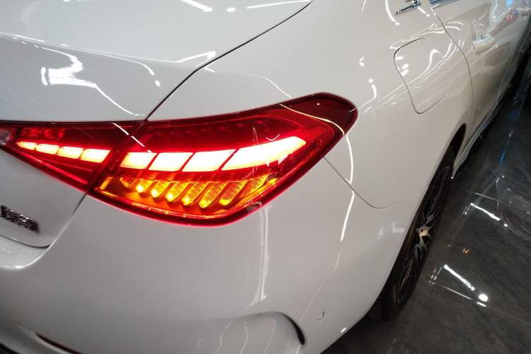 Used Mercedes-Benz C-Class 2025 Facelift C 260 L Sport Edition
