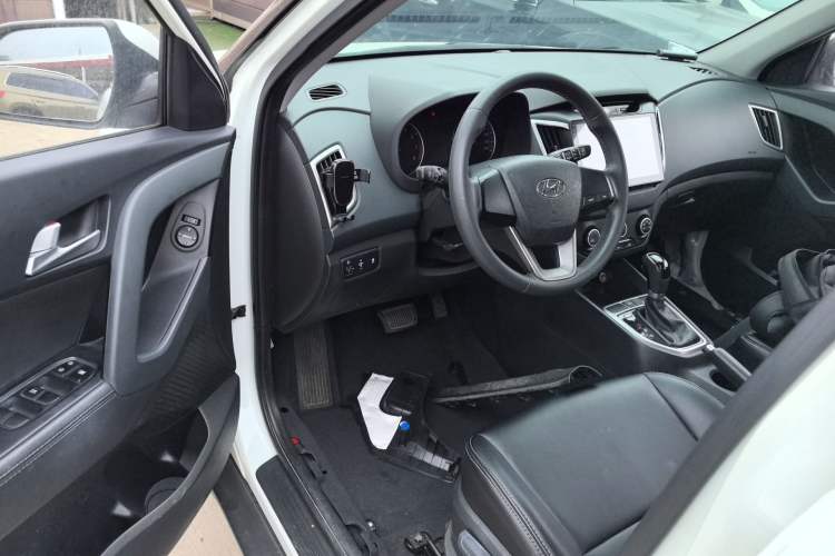 Used Hyundai ix25 2015 1.6L Automatic Two-Wheel Drive Smart GLS Trim
