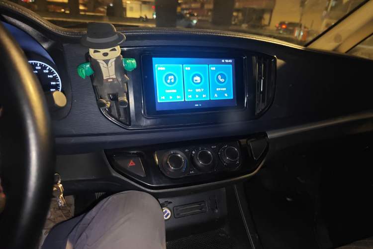 Used FORTHING Lingzhi 2023 M5L 1.6L Base Model 7 Seats