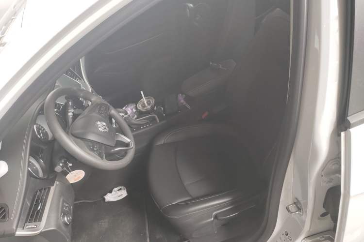 Used Buick Verano 2020 20T CVT Leading Edition Left Front Seat