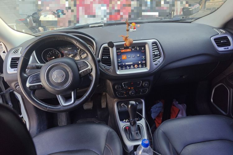 Used Jeep Compass 2017 200T Automatic Family Edition
