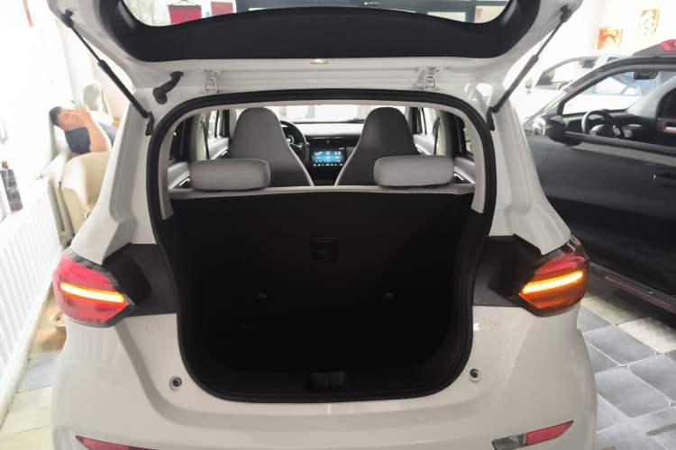 Used Leapmotor T03 2023 200 Lite Edition Trunk