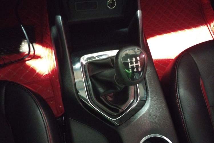 Used Soueast DX3 2016 1.5L Manual Luxury Edition