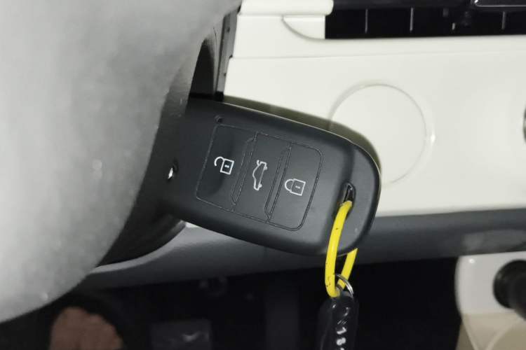 Used CHANGAN NEVO Lumin 2022 210km Sweet Edition