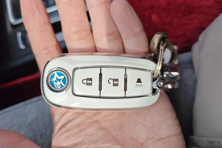 Used Venucia T90 2017 2.0L CVT Smart Edition