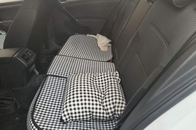 Used Volkswagen Golf 2019 1.6L Automatic Comfort Model China V Standard Left Rear Seat