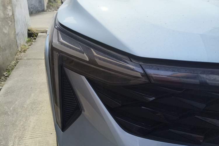 Used Geely Auto Emgrand X7 Sport 2023 Boyue COOL 1.5TD Smart Model Right Front Headlight