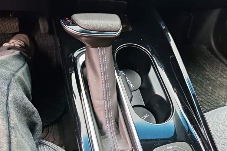 Used Buick Velite 6 2023 430km Comfort Edition Gear Lever