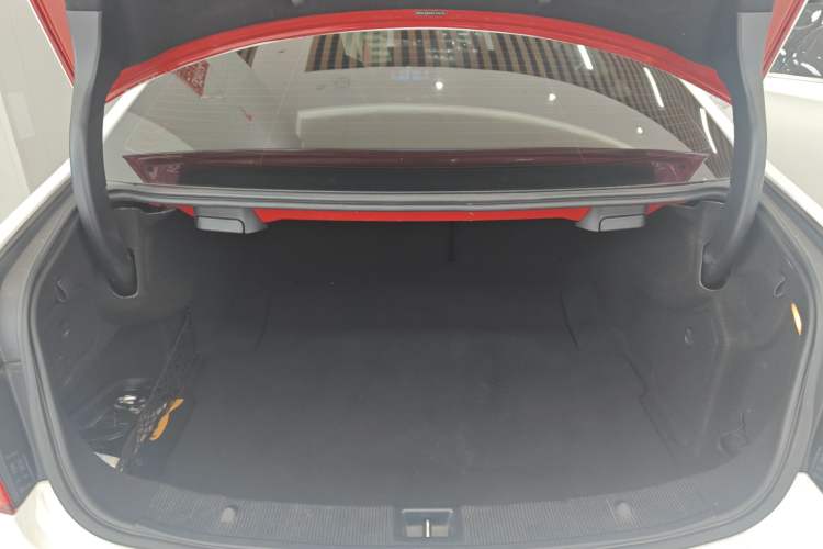 Used Mercedes-Benz E-Class 2014 E 200 Coupe