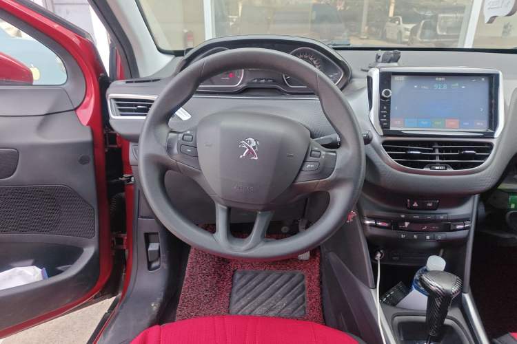 Used Peugeot 2008 2014 1.6L Automatic Fashion Edition
